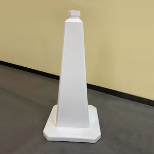 Fabriek Directe Verkoop 750Mm Custom Plastic Vierkante Verkeerskegel Blauw Meerdere Kleuren Veiligheidskegel Verkeersmast - Product Image 6