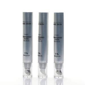 Tube de crème pour les yeux argenté avec logo personnalisé, tête de brosse massante en acier inoxydable, emballage cosmétique vide en plastique souple à presser pour soins de la peau - Product Image 1