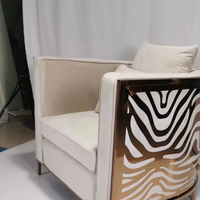 Canapé Chesterfield en velours tufté nordique pas cher à vendre canapé en acier doré chaise câlin salon tufté en forme de U