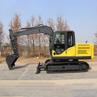 Pompe auxiliaire à haut débit pour excavatrice 8 à 10 tonnes, compatible Stage V, avec flèche à section carrée, pour l'installation de canalisations urbaines – En promotion