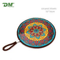 Sous-plat en céramique écologique moderne avec corde de suspension, sous-plat pour cuisine, motif mandala créatif