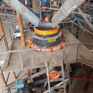 Mesin penghancur Beton batu keras efisiensi tinggi Pyb 900 penghancur kerucut pegas