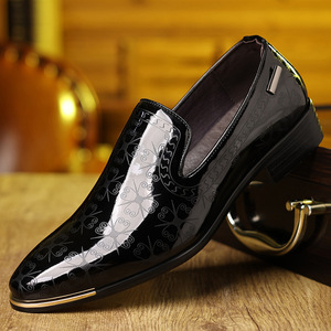 Mocassins en cuir verni à bout pointu, chaussures de mariage, semelle extérieure en caoutchouc amorti, doublure en cuir véritable, logo gravé - Product Image 1