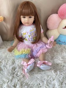 ตุ๊กตาเด็กเกิดใหม่ R&B Lovely Reborn ทำจากไวนิลทั้งตัว ล้างทำความสะอาดได้ เหมือนจริง ของเล่นเด็กผู้หญิงแรกเกิด ขนาด 55 ซม. ของขวัญสำหรับเด็ก - Product Image 3