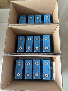 Cellules de batterie au lithium-ion prismatiques à <span class=keywords><strong>coque</strong></span> en plastique Offre Spéciale 3.2v 180ah 200ah Lifepo4 200ah Calb batterie haute Performance - Product Image 4