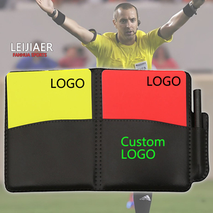 Carte rouge et jaune avec carnet et crayon pour l'entraînement sportif (football, basketball) – Équipement d'avertissement et outils d'arbitrage personnalisés - Product Image 1