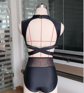 Top da ballo jazz con schiena scoperta per donne adulte, top corto nero e pantaloncini per danza lirica moderna, performance sul palco e allenamento in studio - Product Image 3