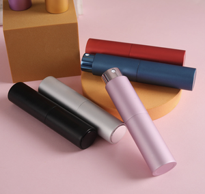 RTS yuvarlak 5ml Twist Up mini sprey şişesi 8ml alüminyum taşınabilir doldurulabilir 10ml parfüm <span class=keywords><strong>Atomizer</strong></span> - Product Image 4