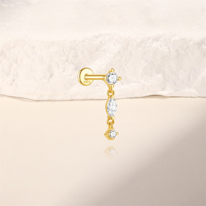 Pendientes de cartílago chapados en oro para mujer al por mayor, de plata S925, con parte trasera plana, borla clásica y circonita cúbica - Product Image 3