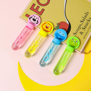 3 pièces Chenghai – Machine à bulles de savon portable au design mignon pour enfants – Mini baguette à bulles pour jeux en extérieur - Product Image 3