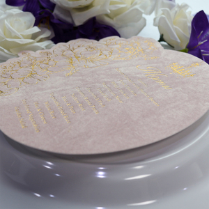 Tarjeta de menú de textura rosa para boda imprimible personalizada menú de mesa de papel dorado de ante de terciopelo para <span class=keywords><strong>restaurante</strong></span> Hotel banquete evento - Product Image 6