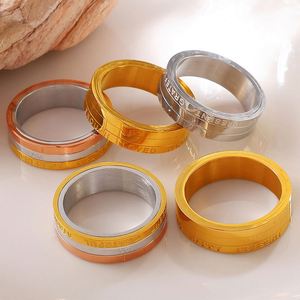 Bagues en acier inoxydable gravées pour femmes, style minimaliste, anneaux délicats superposés, bagues de phalange empilables et tendance - Product Image 2