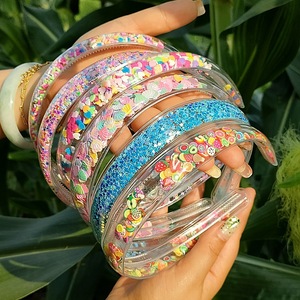 الأكثر مبيعًا إكسسوارات شعر أنيقة للفتيات بعصابة رأس برمال متدفقة شفافة مضادة للانزلاق عصرية براقة - Product Image 1