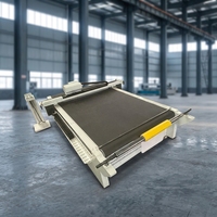 Machine de découpe CNC de mousse avec certification CE pour panneaux isolants, mousse de rembourrage et feuilles de PVC rigide, dotée d'une table de découpe CNC