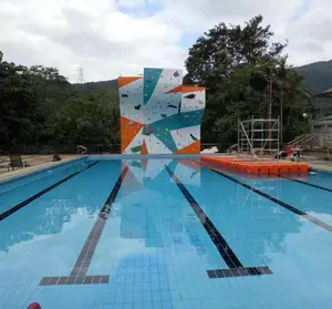 एक्वा चढ़ाई खेल क्रिस्टल स्पष्ट गिलास बच्चों और वयस्कों मोबाइल Poolside रॉक स्विमिंग पूल क्लाइम्बिंग दीवारों