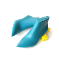Embauchoir pour chaussures femme HY vert armée anti-plis en plastique pour chaussures montantes à bout pointu et talon moyen W007H