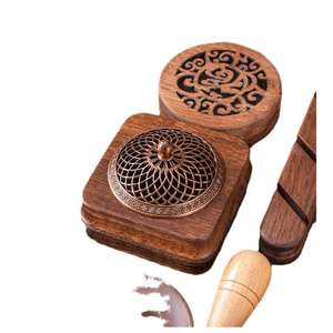 Produits en bois massif, noyer noir, hêtre et divers accessoires artisanaux en bois, sculpture et façonnage, personnalisation. - Product Image 1