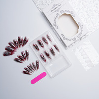 Faux ongles gothiques rouge sang faits à la main, forme amande, motif toile métallique, style vampire sombre, Halloween, réutilisables pour femmes