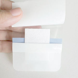 Pansement médical jetable stérile imperméable transparent en PU 6x7cm - Product Image 3