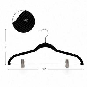 Cintre à pantalons pour adultes à clip amovible, en plastique antidérapant, pratique pour le séchage, design floqué pour cintres en tissu velours, vente en gros - Product Image 1