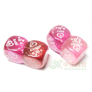 ลูกเต๋าอีคอมเมิร์ซข้ามพรมแดนพร้อมตะแกรงและลูกเต๋าแกะสลักคู่สำหรับเล่นเกมเพื่อการค้าต่างประเทศขนาด2.5ซม. สนุกสนาน - Product Image 1