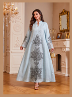Robe Abaya Modeste Jaune Vif avec Broderie Florale Argentée Col Mandarin Manches Longues
