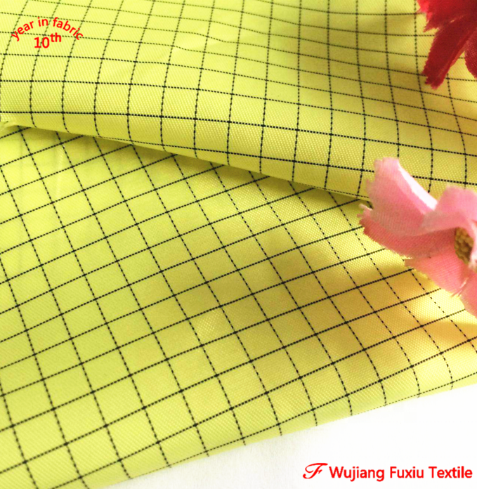 Китайский поставщик, 2/1 саржа, смесь полиэстера и хлопка, равномерная проводящая нить, ткань из углеродного волокна