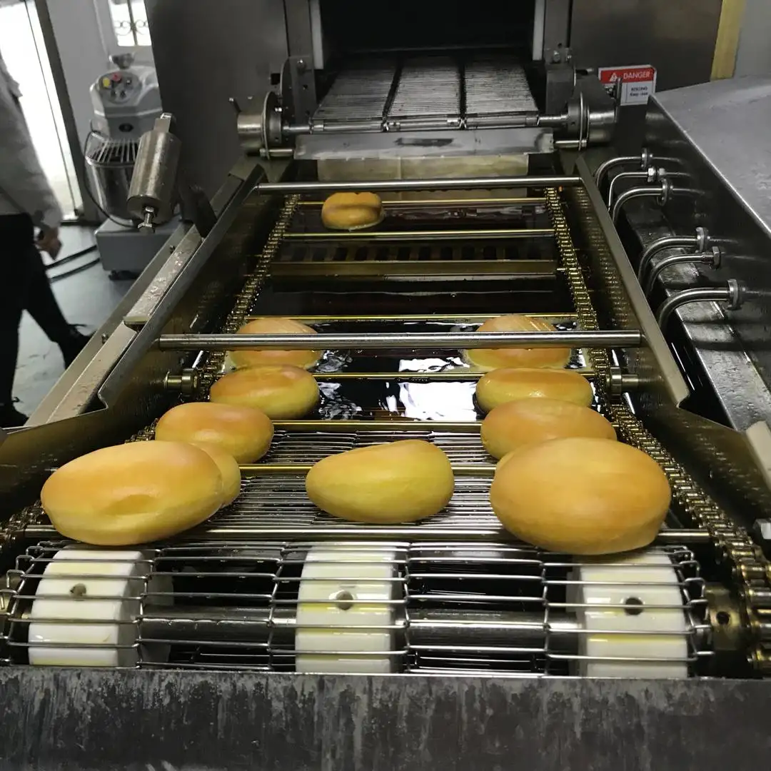 Kompaktes Design, voll automatische Donut-Produktions linie mit großem Geschmack, von der Fermentation bis zur Verglasung, alles abgedeckt, äußerst praktisch