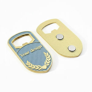 Regalos de recuerdo promocionales Logotipo personalizado Imanes de nevera de metal Abrebotellas Forma Imán Abridor de cerveza Etiqueta magnética para suministros - Product Image 2