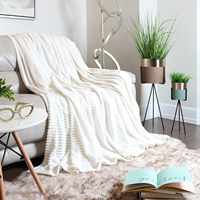 Couverture de canapé/lit en flanelle polaire moelleuse et douillette blanche