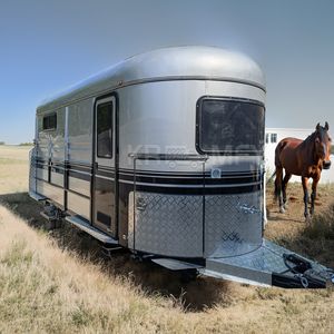 Armoires de rangement flottantes de luxe haut de gamme pour l'Australie et la Nouvelle-Zélande, pour remorques durables et remorques à chevaux avec logements. - Product Image 5