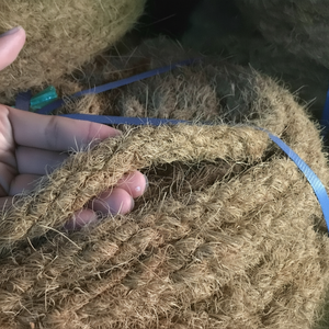 Material respetuoso con el medio ambiente fibra de coco con 200m de longitud 20mm fibra de coco rizada fibra de coco cuerda de coco para exteriores - Product Image 1