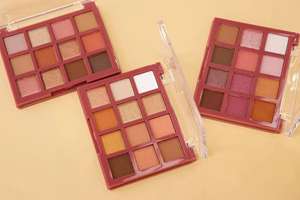 Langmanni <span class=keywords><strong>Huda</strong></span> Single Dry Eye Shadow Powder Dark Fair Skin Tones Brillo de larga duración Brillo Mate Metálico Diseño transfronterizo - Product Image 5