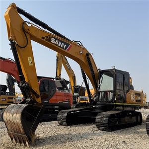 รถขุดมือสอง Sany SY235C รุ่นปี 2023 ตรวจสอบอย่างละเอียดแล้ว พร้อมส่งมอบทันที เชื่อถือได้ เหมาะสำหรับงานก่อสร้างเทศบาล - Product Image 3