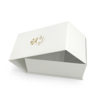 Emballage cadeau de luxe personnalisé blanc pour cosmétiques et parfums, encre de soja biodégradable, matériaux rigides recyclés réutilisables, fermeture magnétique, éponge