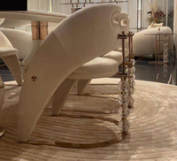 Chaise de salle à manger moderne haut de gamme en acier inoxydable, design italien, adaptée aux villas de luxe, aux hôtels et aux maisons.