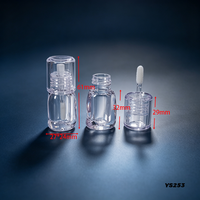 Nuevo Tubo de Brillo Labial PETG Transparente Corto y Grueso, Envase Cuadrado Redondeado para Aceite Labial, Aplicador Grande, Logotipo Personalizado, Marca Privada, OEM