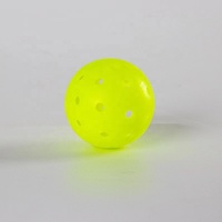 Balles de cornichon en plastique extérieures durables à 40 trous haute visibilité avec sac en filet pour le sport pour le jeu et l'entraînement en intérieur