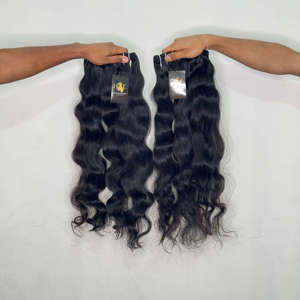 Extensiones de Cabello Ondulado Profundo al por Mayor, Cabello Humano Natural de Templo Indio, Crudo, Sin Procesar, con Cutícula Alineada - Product Image 1