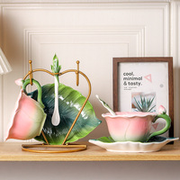 Ensemble tasse à café et soucoupe en céramique en forme de fleur |   Tasse à thé florale créative avec cuillère |   Ensemble de café en cadeau pour mariage et décoration intérieure