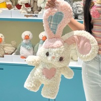 Peluche Lapin Blanc avec Patchwork Cœur Rose, Oreilles et Yeux à Boutons, Doux Lapin en Peluche pour Vente en Gros aux Boutiques de Cadeaux