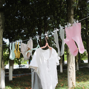 Tendedero de Ropa Plegable Portátil con Pinzas para Viajes, Hotel y Exteriores - Product Image 3