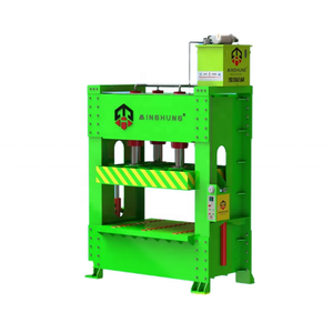 Presse hydraulique à froid pour le collage du contreplaqué et le laminage des placages - Product Image 1