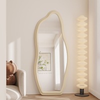 Miroir complet moderne à suspendre au mur pour la maison, la chambre à coucher, le salon, le nuage, le vent crème pour les vêtements.