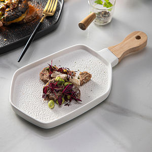 מסעדה כלים וצלחות יוקרה כפור כלי אוכל קרמיקה מנות עץ ידית קינוח צלחת עם ידית מודרני צלחות - Product Image 2