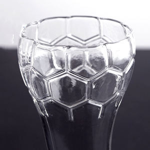 Vaso de <span class=keywords><strong>Cerveza</strong></span> Victory Sports Love Handle de 500ml y 300ml con Diseño de Balón de Fútbol, Vasos con Múltiples Características - Product Image 3