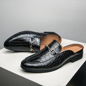 Mocassins de conduite pour homme en cuir de vachette personnalisables, formels et décontractés, style Penny, à enfiler, pour le printemps, avec motifs - Product Image 3