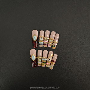 <span class=keywords><strong>Uñas</strong></span> Postizas Hechas a Mano, Largas, Cuadradas, <span class=keywords><strong>con</strong></span> Punta Francesa, <span class=keywords><strong>Diseño</strong></span> de Lazo Negro y Pedrería, <span class=keywords><strong>Uñas</strong></span> Acrílicas - Product Image 4