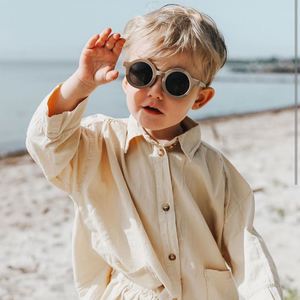 Prodotti di Tendenza 2025 Occhiali da Sole per Bambine Colorati Rosso Caffè Verde Rosa Giallo Moda Bambini UV400 Montatura Rotonda Materiale PC - Product Image 1