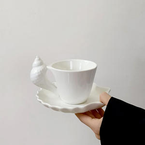 Tazza <span class=keywords><strong>da</strong></span> Caffè Piccola a Forma di Conchiglia con Piatto, Lusso Leggero, Stile Retrò Vintage, Goffrata a Conchiglia, per Ufficio, Casa, Ristorante, <span class=keywords><strong>Bar</strong></span> e Tempo Libero - Product Image 3